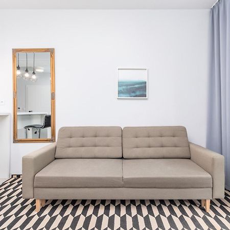 Prymasa Tysiaclecia 83A C - D By Homeprime Warszawa Eksteriør billede